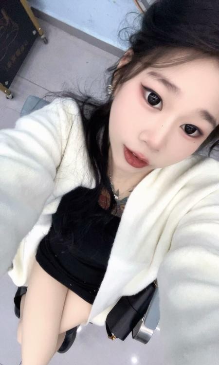 嫩妹佩佩