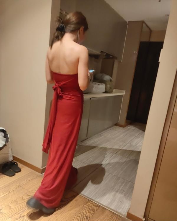 苗条妹子琳达