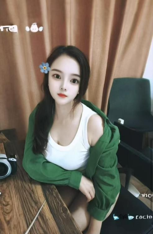 肤白大胸苏桐
