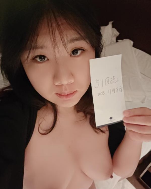 肉感甜妹小呱