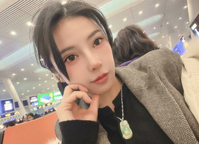 长腿御姐羽恩