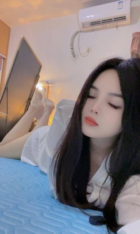 禅城枚瑰老师