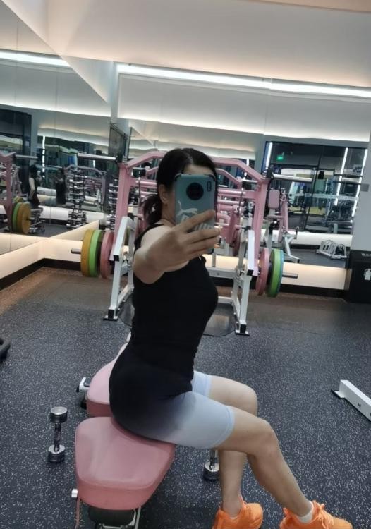南京美臀熟女