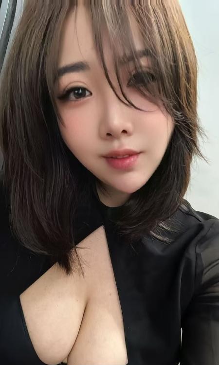 白云混血惠子