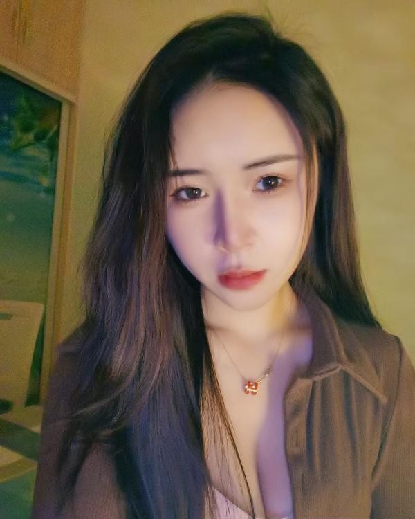 黄泥磅小姐姐