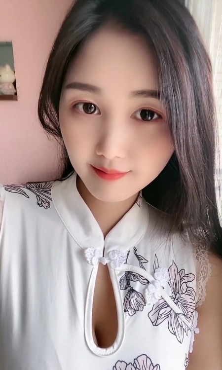 童颜巨乳可欣