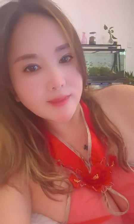 三林大奶少妇