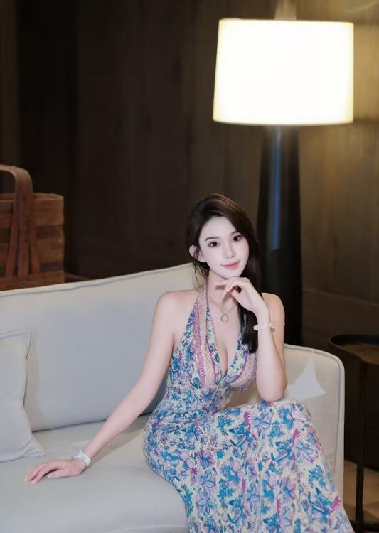 苏州长腿车模