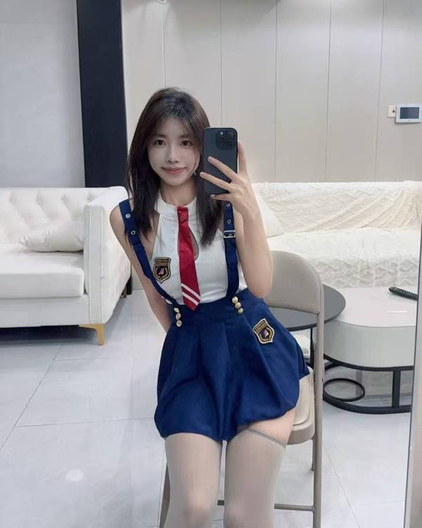 JK阳光制服妹