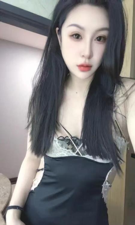 包河雅婷