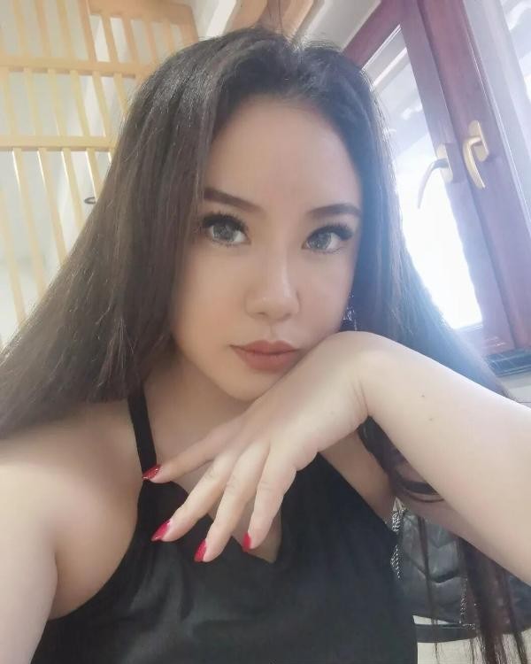出击少妇莹儿