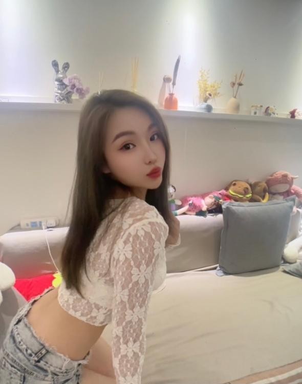 性感女友Tina