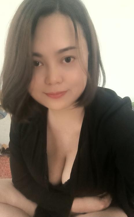 性价比巨乳少妇