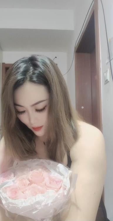 喷水少妇