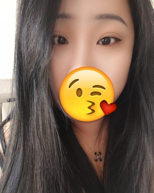 巨乳丰满妹妹