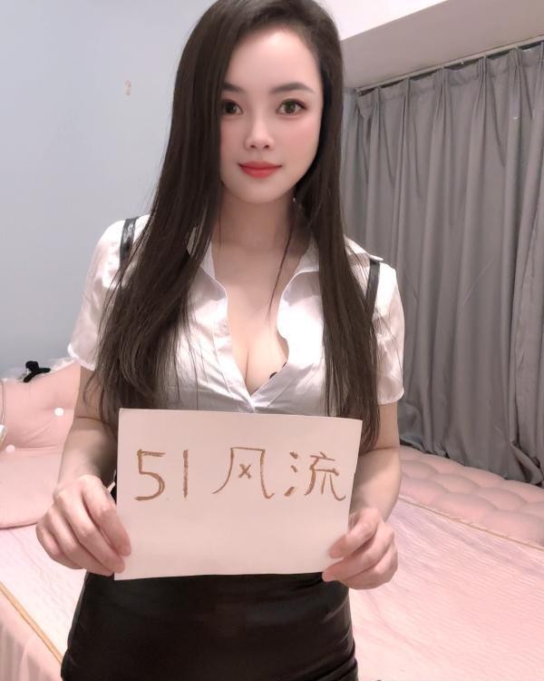 梅花园玥琳