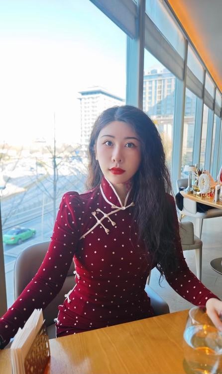 纹身大美妞
