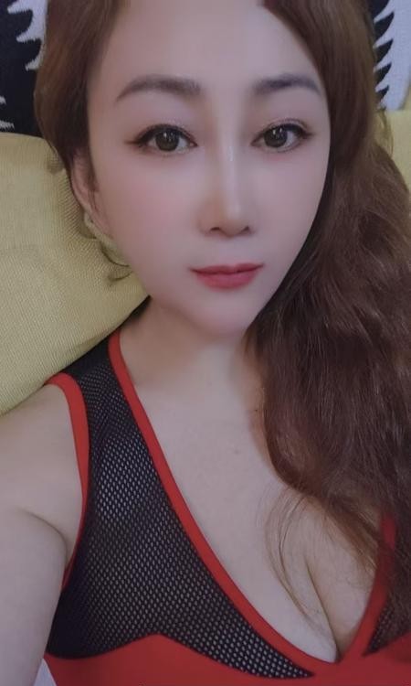 玩得开嫂子