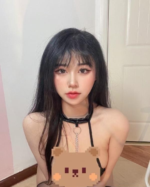 胸模鲨鱼辣椒