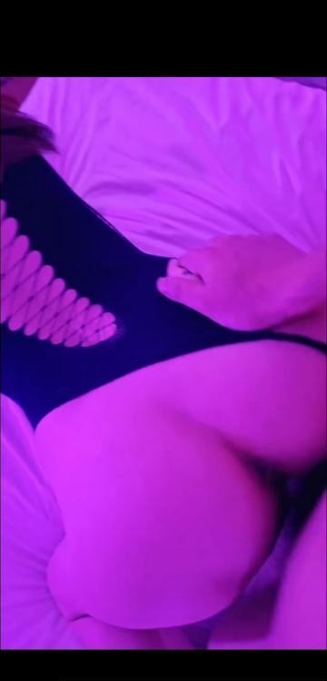 宝安成熟甜妹