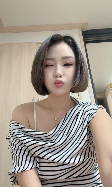 海珠邻家美女