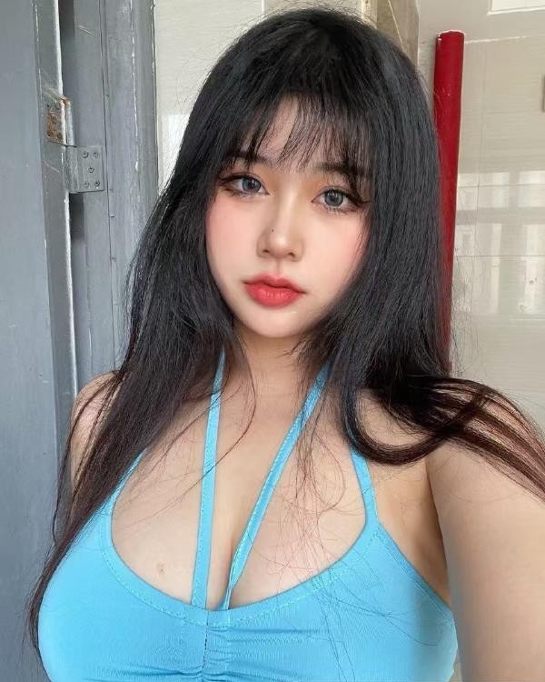 胸模鲨鱼辣椒