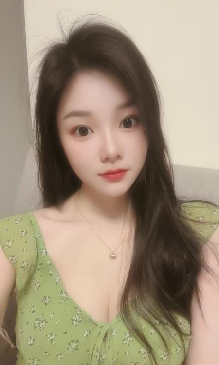 171腿模小辣椒