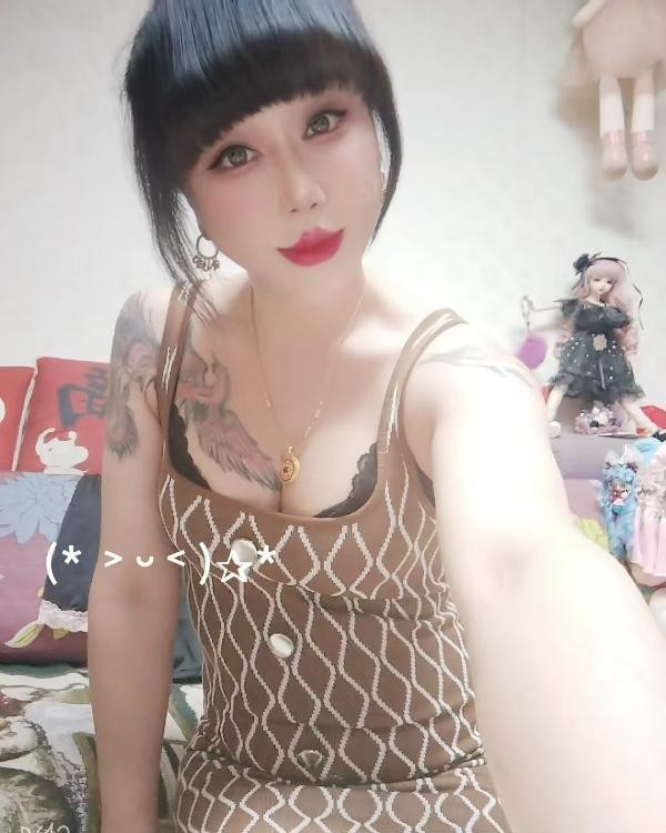 侧入后入少妇