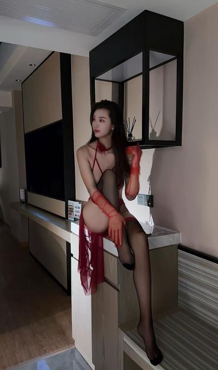 高挑女友铭铭