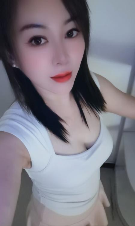 美容店老板娘