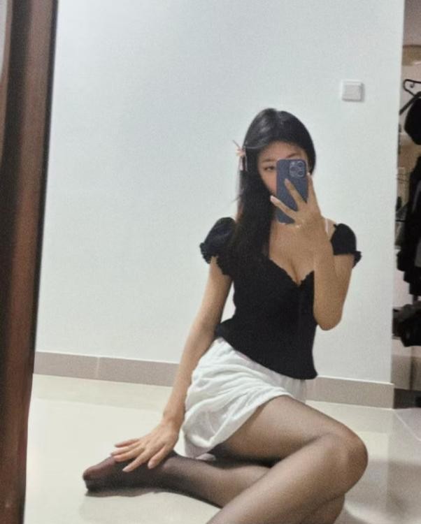 瑜伽少妇