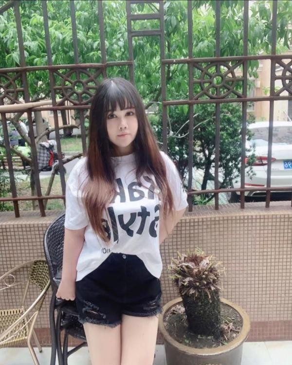 莞式服务大奶