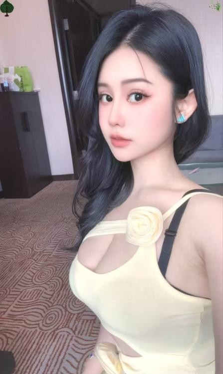 爆乳E斯斯