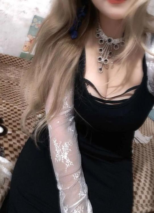 思明大扎妹子
