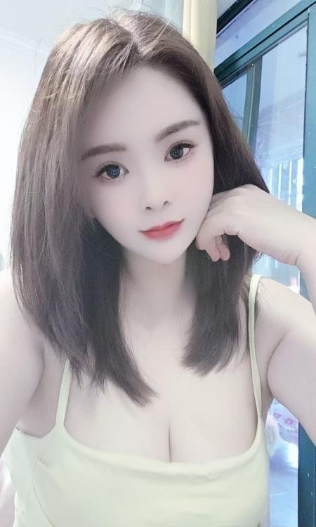 美女少妇
