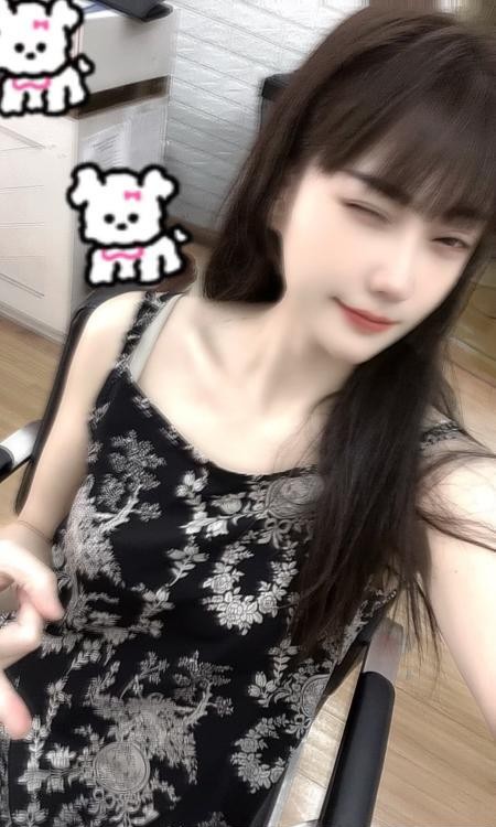 服务型美女