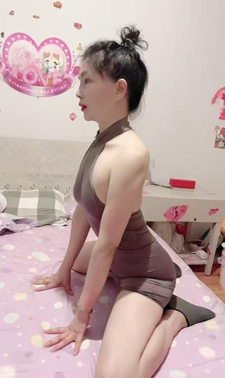 性感长腿少妇