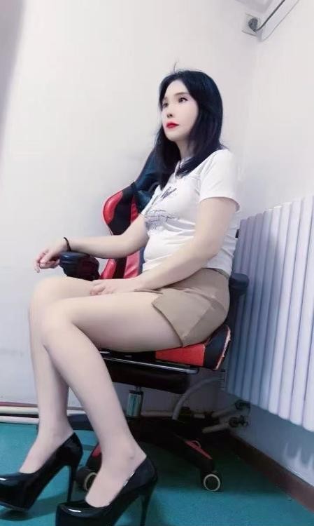 美腿熟女泻火