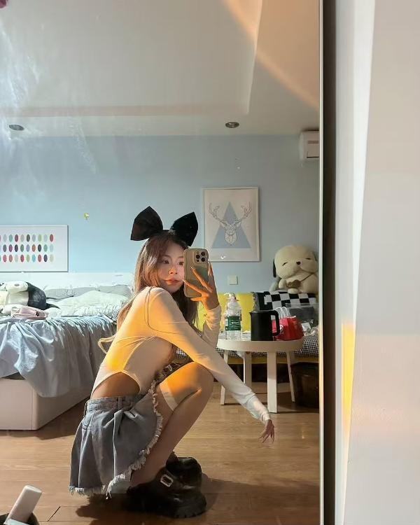 年轻的小姑娘