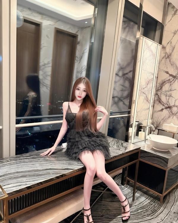 出击风骚丽丽