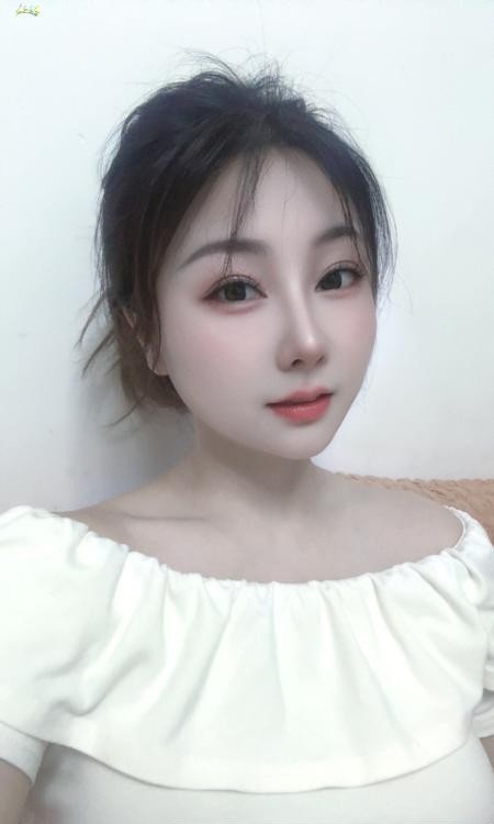 女友感雯雯