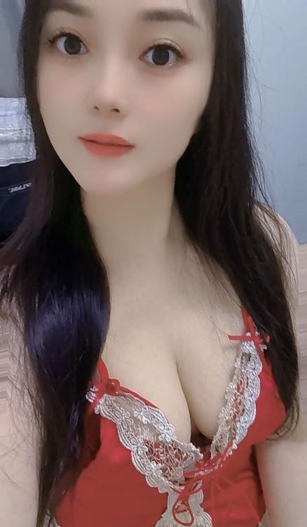 兼职苗条少妇