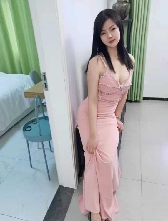 女友系美依依