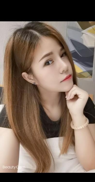 闵行彤彤