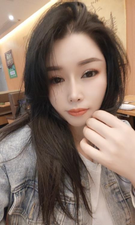 龙华小妮