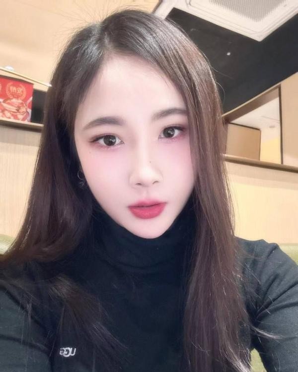 闷骚高挑御姐