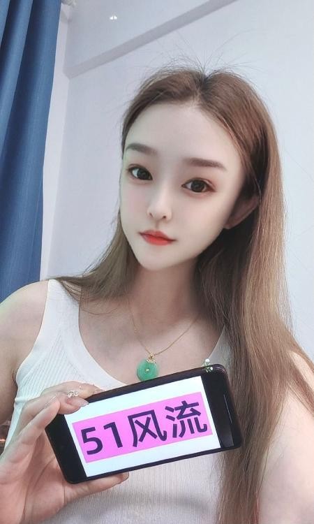 大奶丹妮