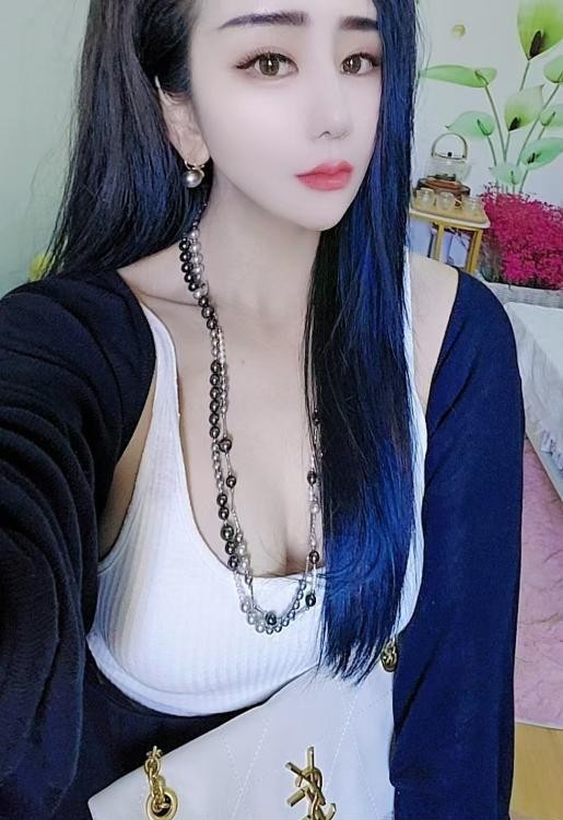 甜妹儿在包河