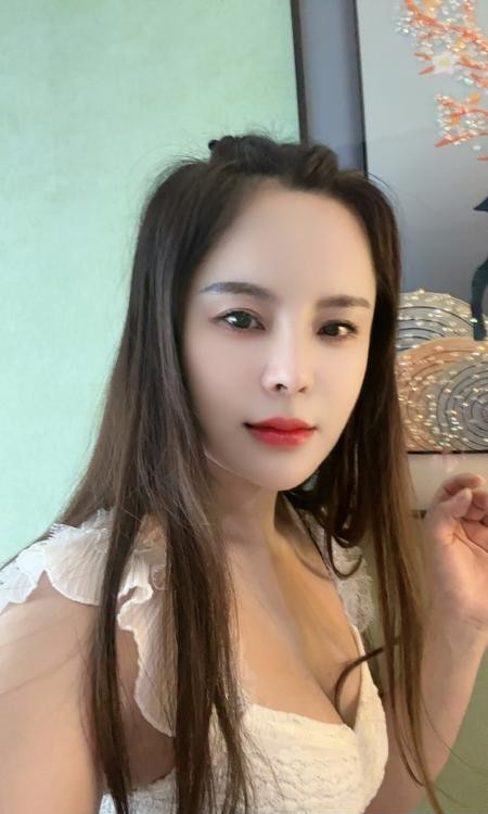 性感少妇诺兰