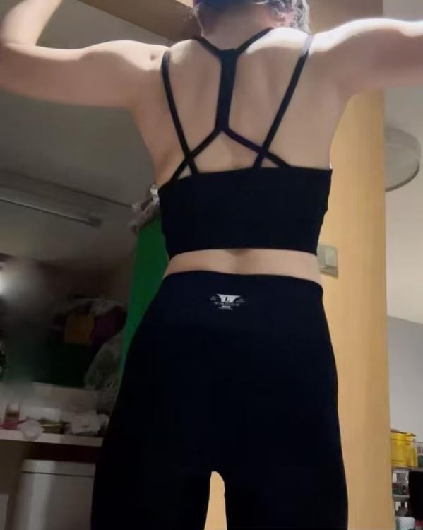 撸铁女孩欣琪